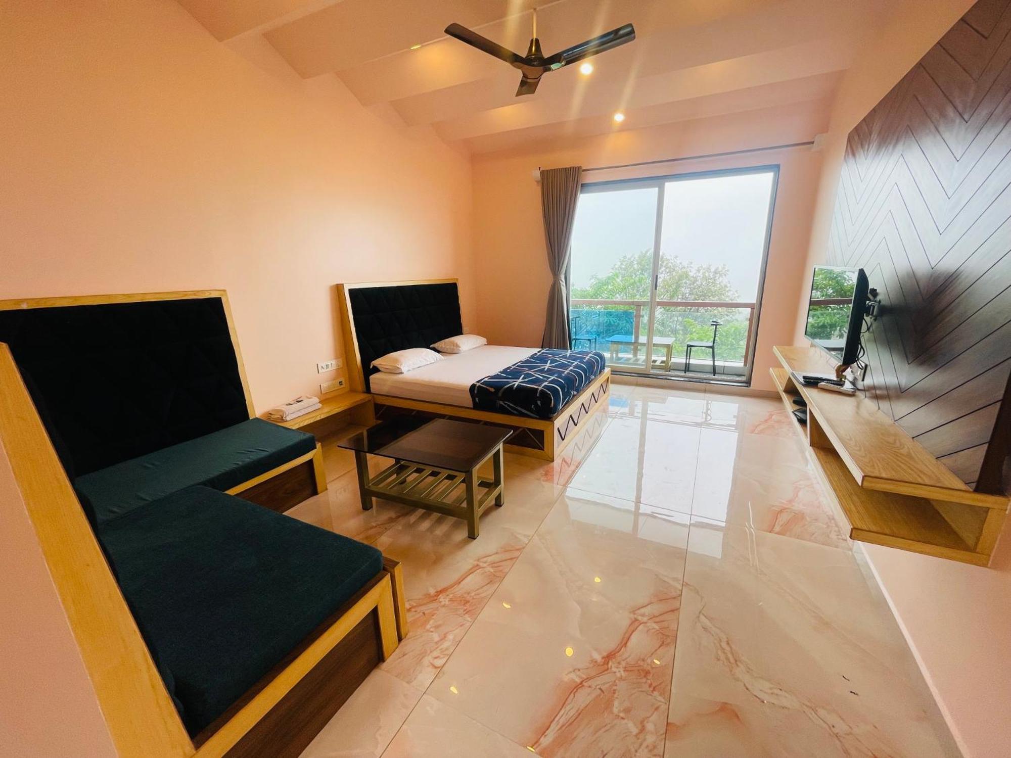 Hotel Saptarang Residency Panhāla Exterior foto